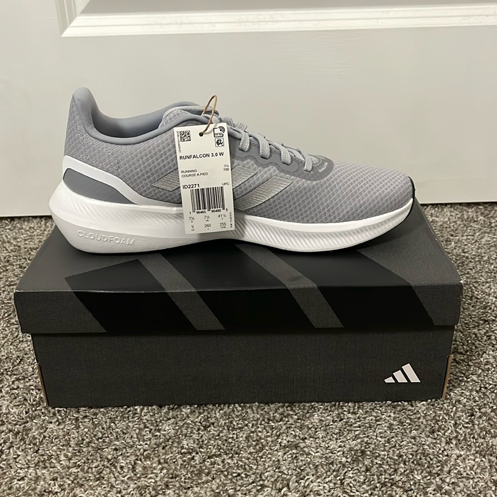 RUNFALCON 3.0 W brand new adidas running shoes size women’s 9